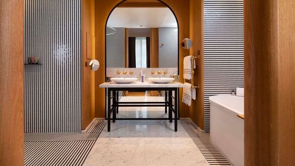 Hotel Vernet Champs Elysees Room