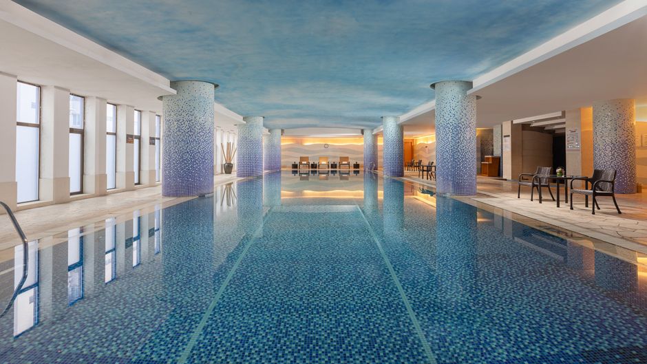 Crowne Plaza Tianjin Binhai Center Pool