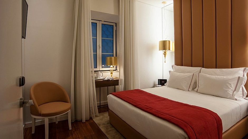 The 7 Hotel Room