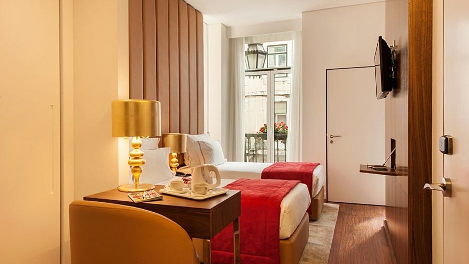 The 7 Hotel Room