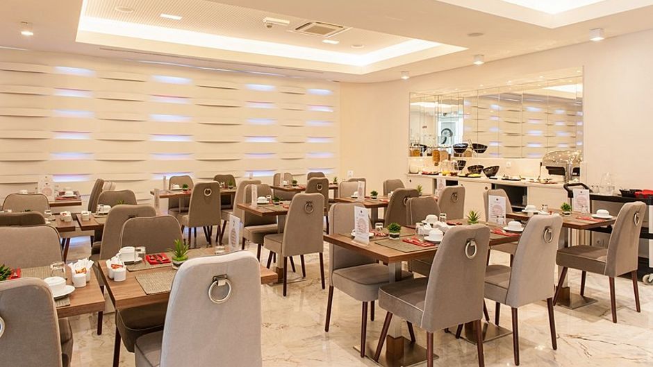 The 7 Hotel Restaurant