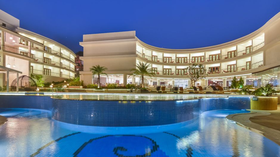 Park Regis Goa Pool