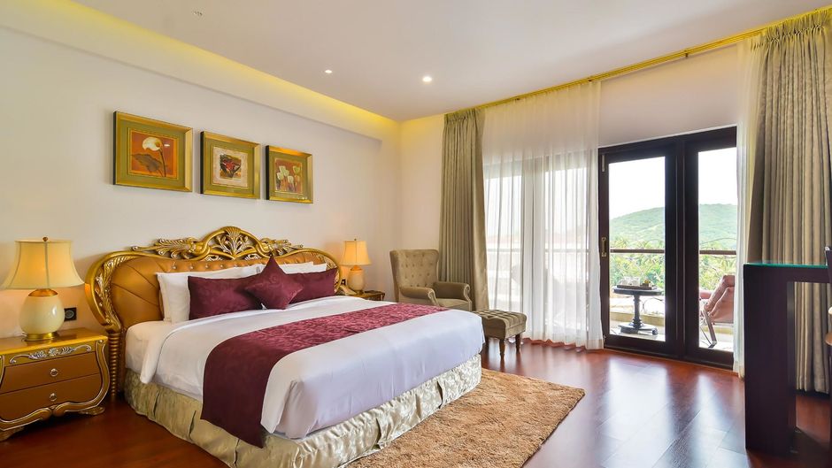 Park Regis Goa Room