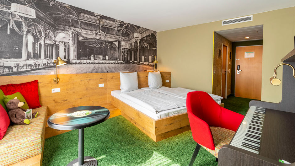 mightyTwice Hotel Dresden Room