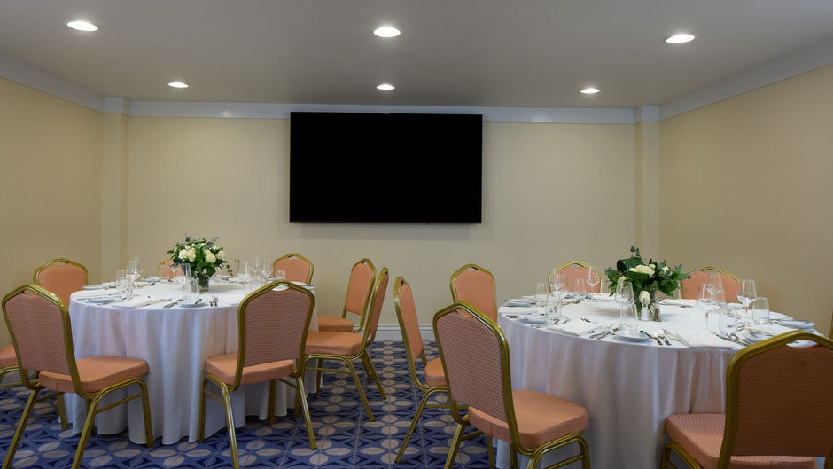 Graycliff Hotel Meeting
