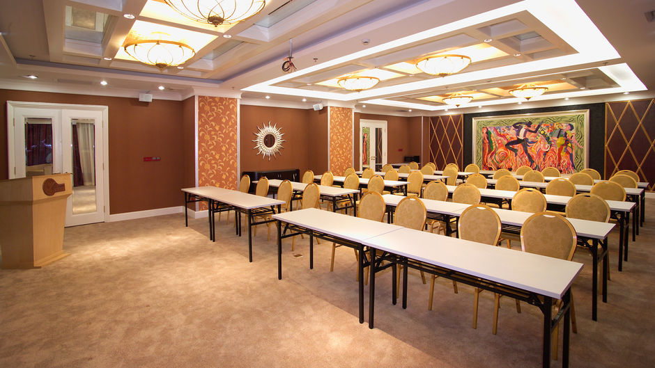 Yuns Paradise Hotel Meeting