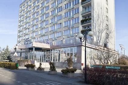 Ikar Hotel