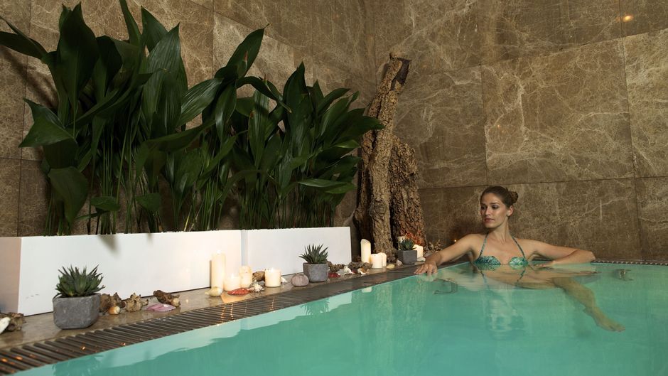 Mamas Design And Boutique Hotel Pool