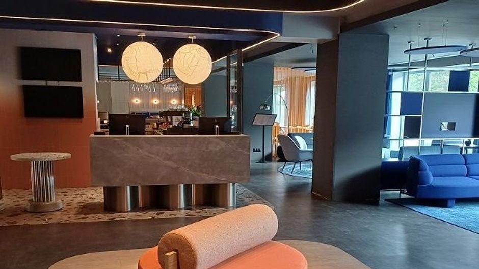 Hotel DeSilva Inn Katowice Airport Lobby
