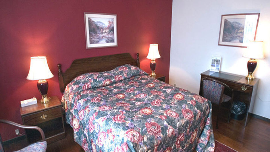 Helnan Phoenix Hotel Room
