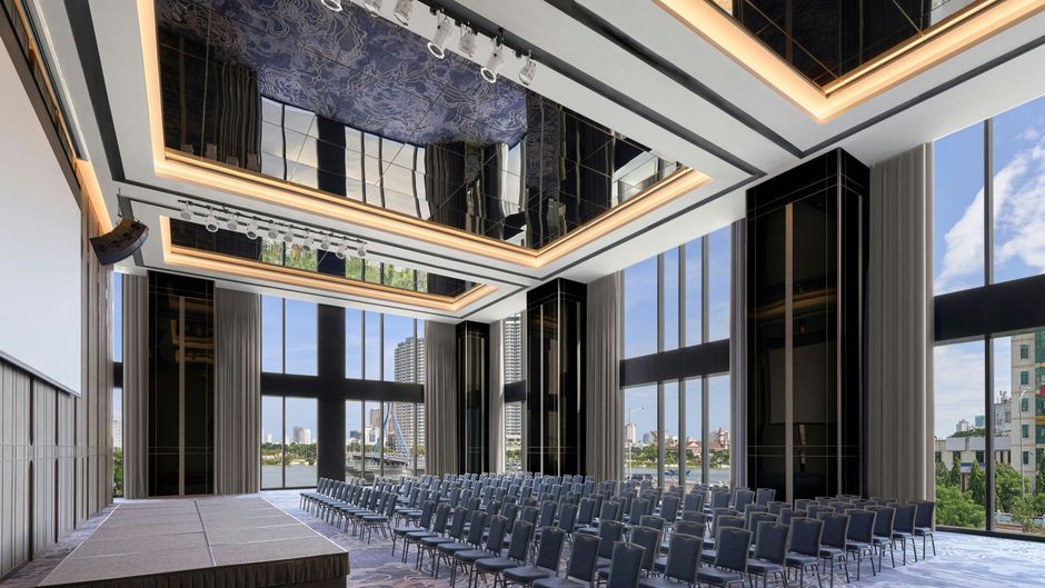 Courtyard by Marriott Danang Han River Meeting