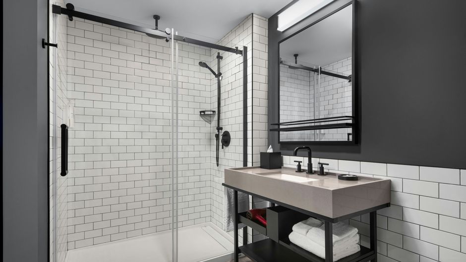 Moxy Ottawa Downtown Room
