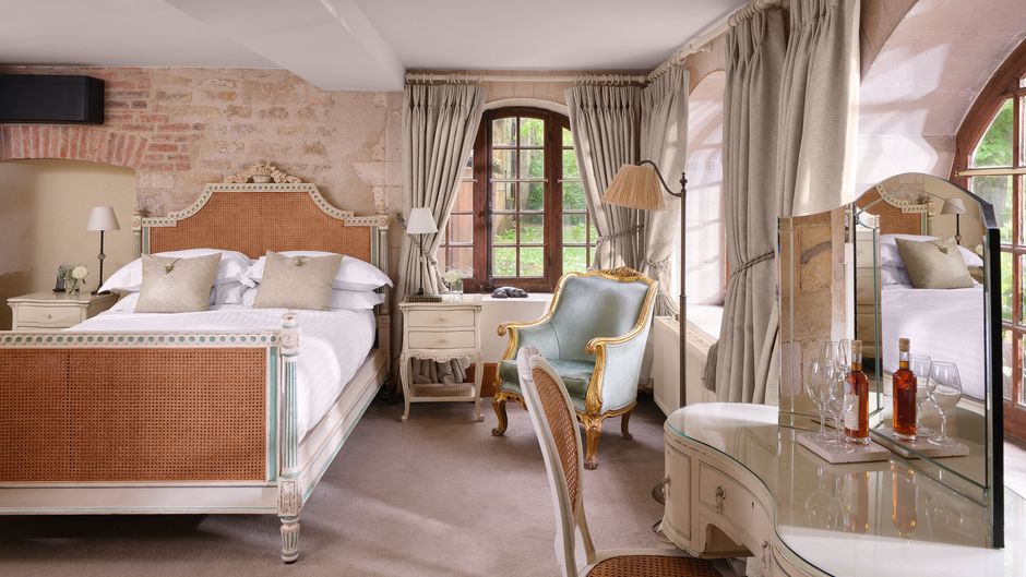 Abbaye de la Bussiere Room