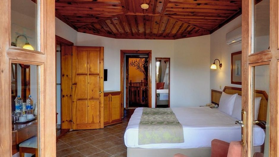 Montana Pine Resort Hotel & spa Room