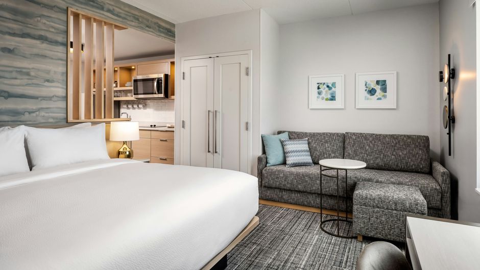 TownePlace Suites Tecumseh Windsor Room