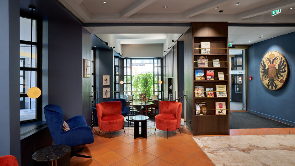 Hotel Sailer Lobby