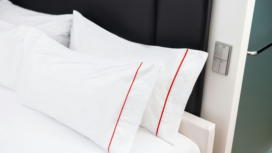 citizenM Copenhagen Radhuspladsen Hotel Room