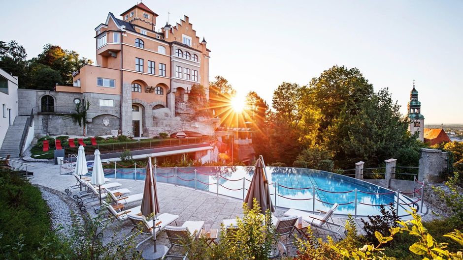 Hotel Schloss Monchstein Pool