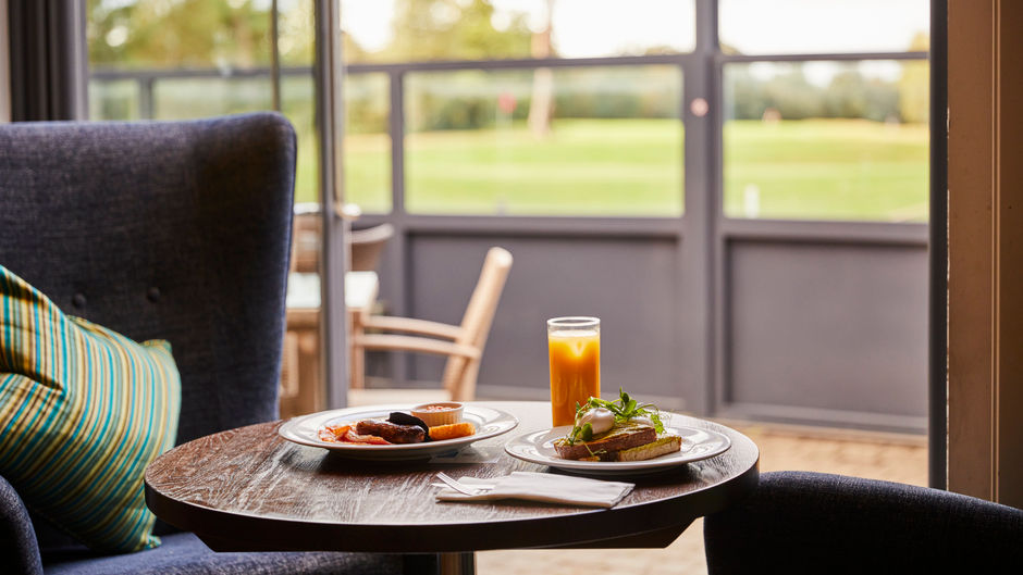 Foxhills Country Club Restaurant