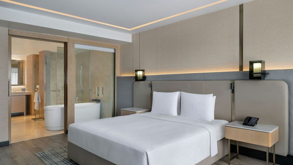 Courtyard Mumbai International Airport Room