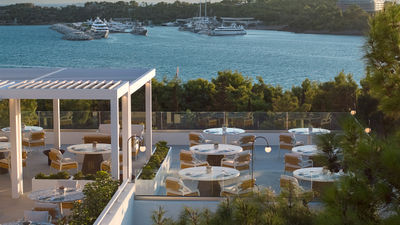 Vouliagmeni Suites