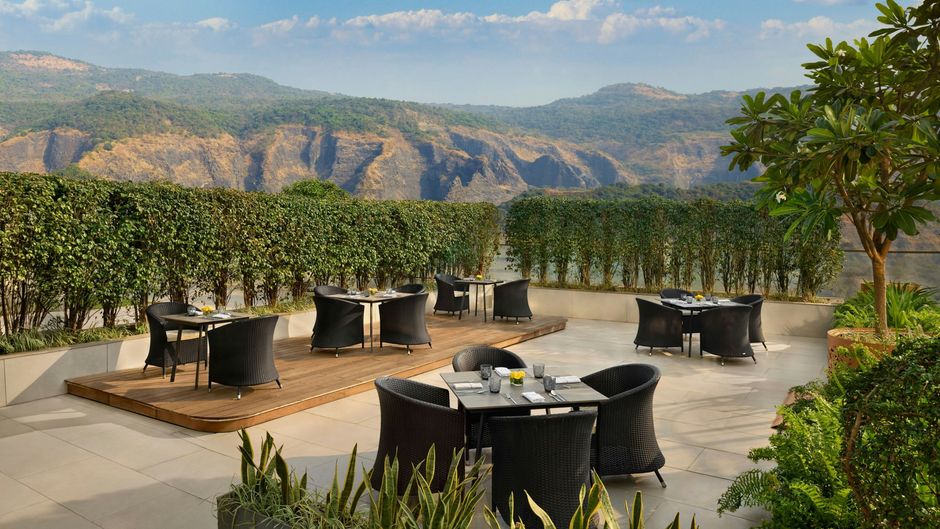 Le Meridien Navi Mumbai Restaurant