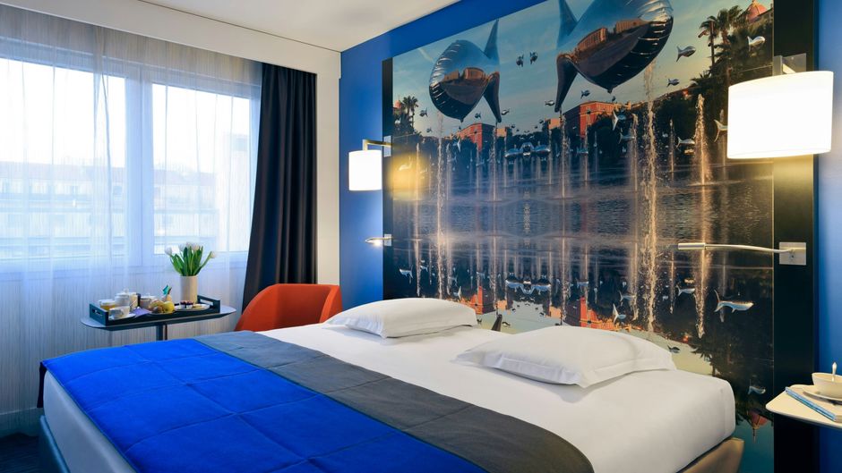 Nice Centre Hotel Room