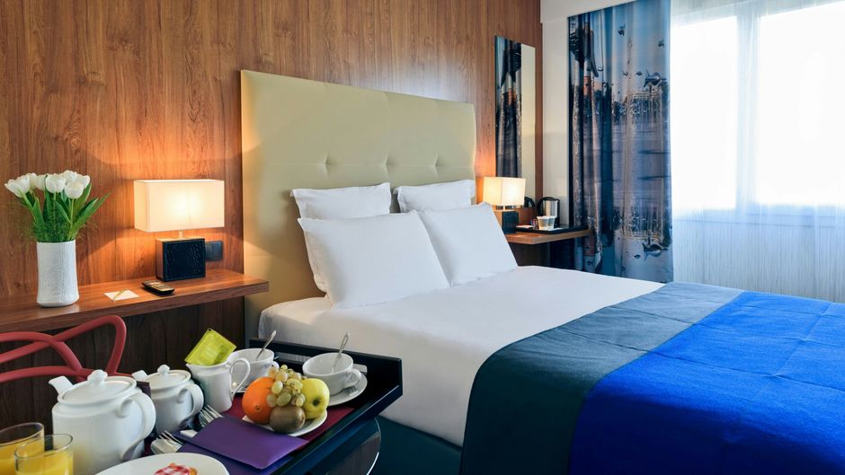 Nice Centre Hotel Room