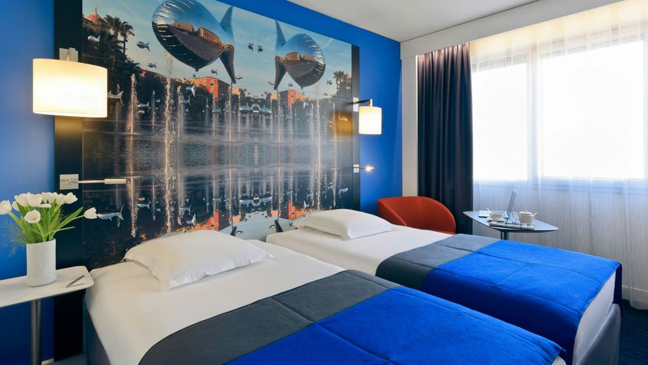 Nice Centre Hotel Room
