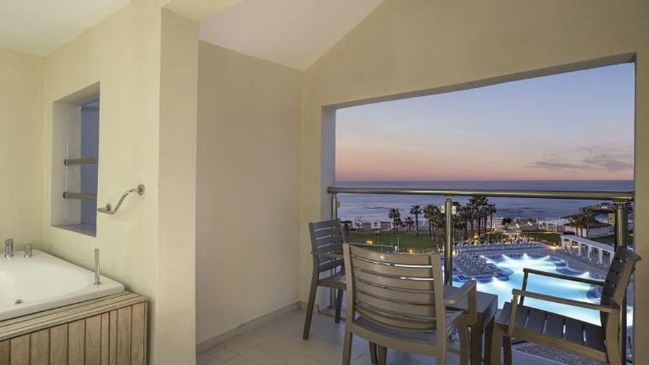 Arcanus Side Resort Suite