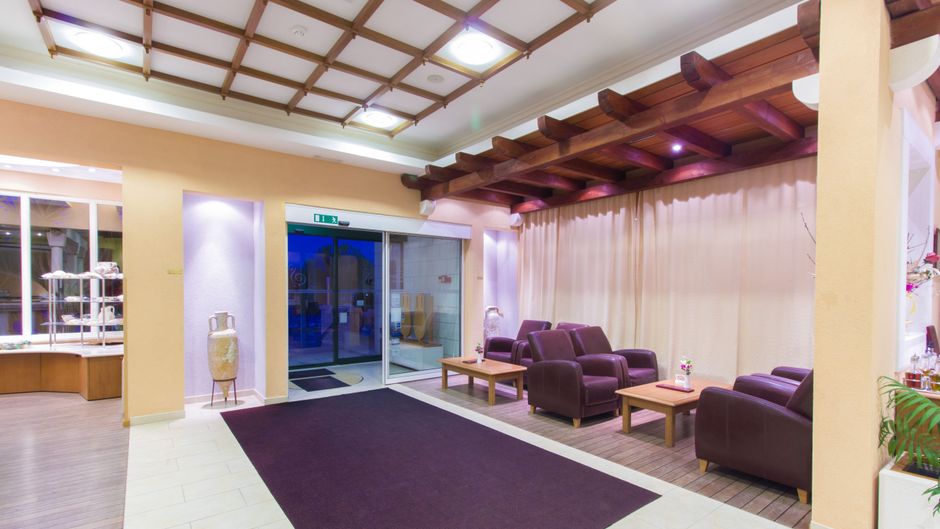Spongiola Hotel Lobby