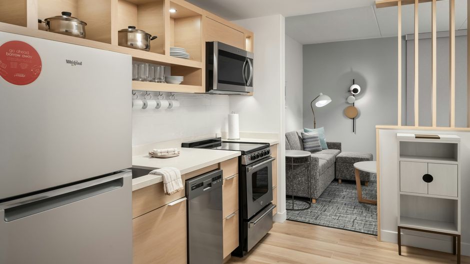 TownePlace Suites Tecumseh Windsor Room