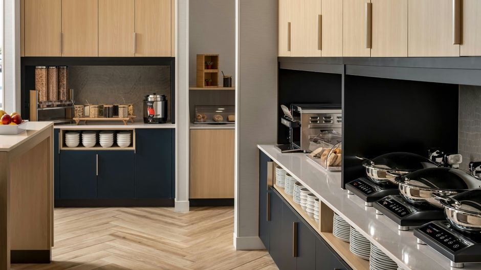 TownePlace Suites Tecumseh Windsor Restaurant