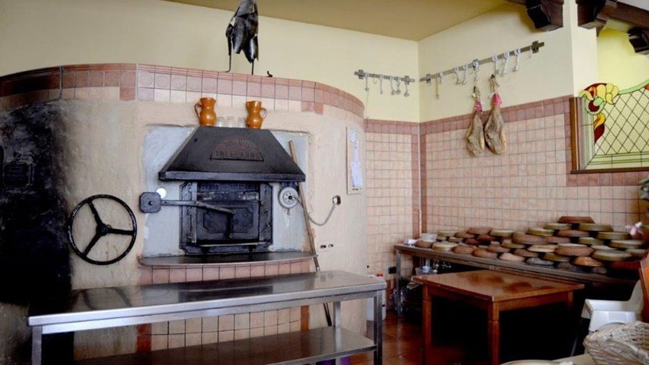 Lasa Sport Restaurant