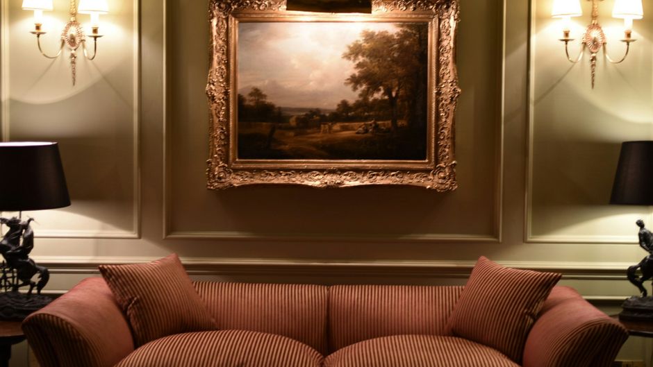 Batty Langley's Hotel Lobby