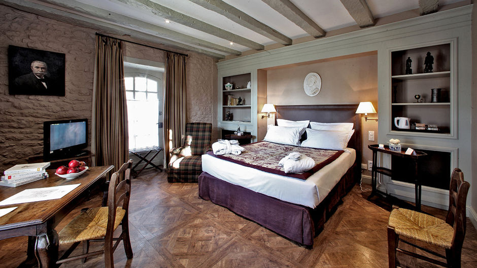 Le Vieux Logis Room