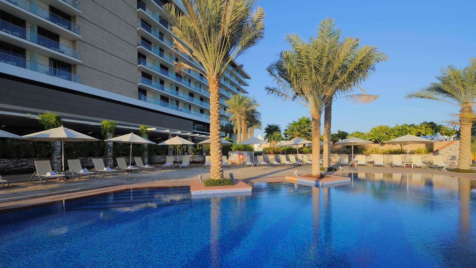 Yas Plaza Bay Pool