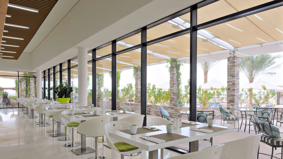 Yas Plaza Bay Restaurant