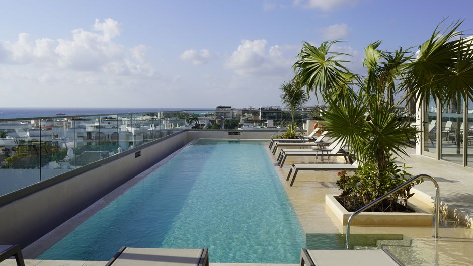 Hotel Indigo Playa del Carmen Pool