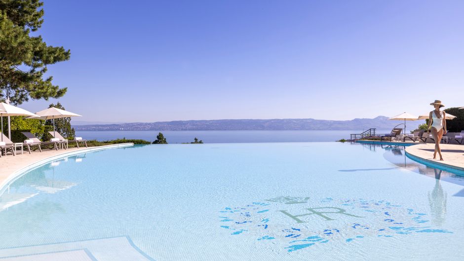 Hotel Royal-Evian Resort Pool