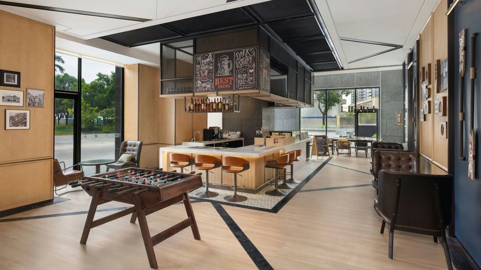 Four Points Sheraton Bai'e Tan Lobby
