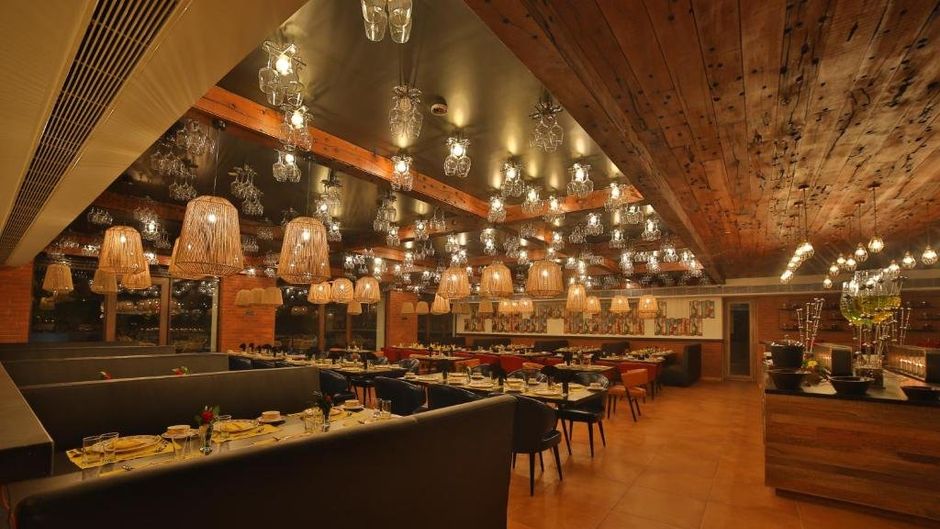 Sayaji Hotel Rajkot Restaurant