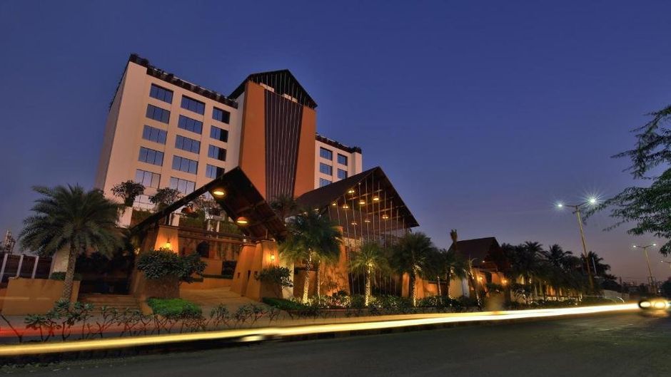 Sayaji Hotel Rajkot Exterior