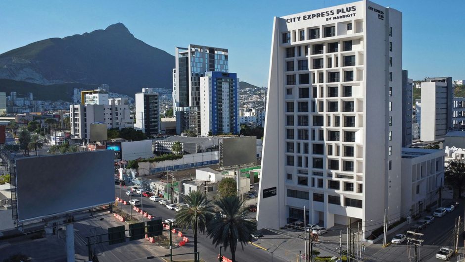City Express Plus by Marriott Exterior