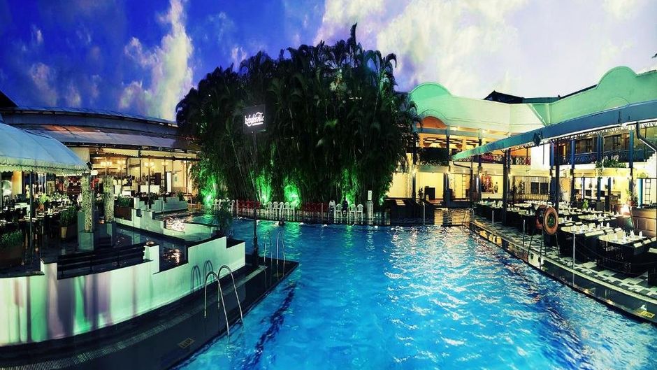 Sayaji Hotel Indore Pool