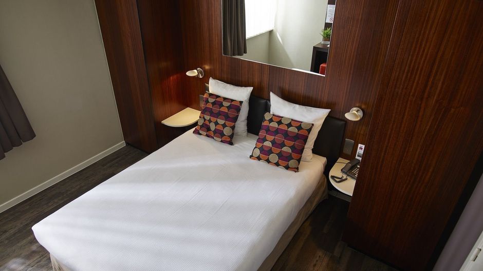 Gosset Hotel Room