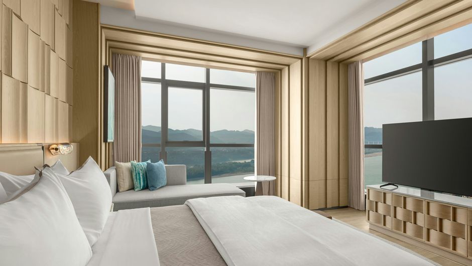 The Westin Yichang Room