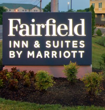 Fairfield Inn & Stes by Marriott Airport
