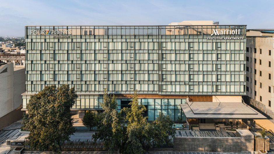 Marriott Exec Apts Amritsar Exterior