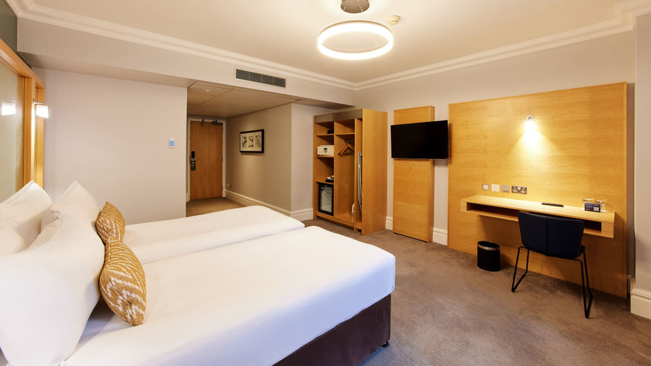 Thistle London Park Lane Room